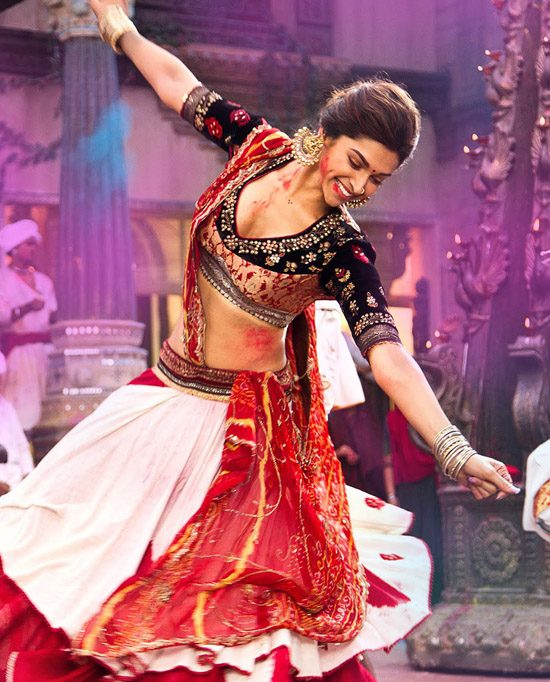 Colorful And Lively Navratri With Modern Chaniya Choli Fashion